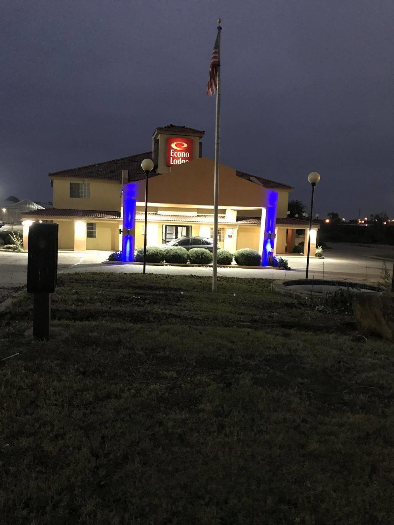 Rodeway Inn Stephenville Exterior foto